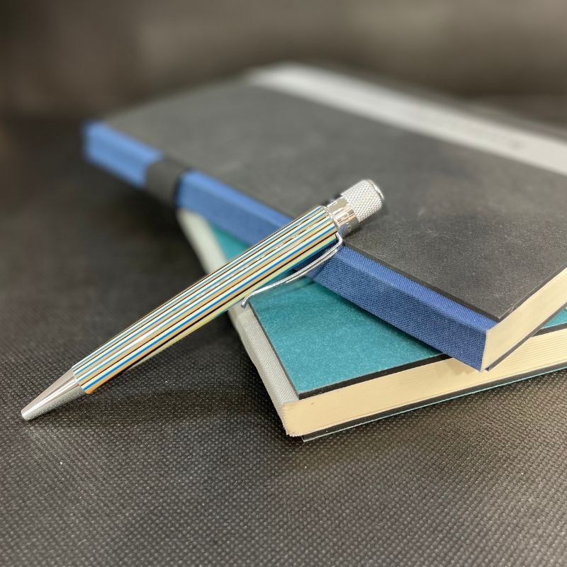 Stylo bille Retro 51 chez Perreyon 1884 à Lyon Stylo bille Retro 51 chez Perreyon 1884 à Lyon