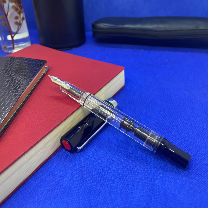 Stylo Twsbi chez Perreyon 1884 à Lyon Stylo Twsbi chez Perreyon 1884 à Lyon